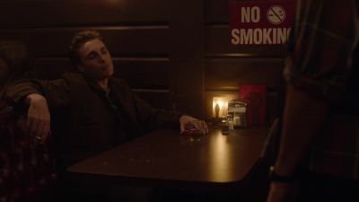 Put that cigarette out. - Twin Peaks