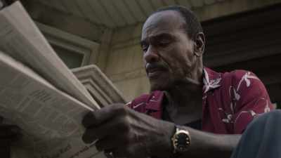 Put it down, Reg. - The Chi