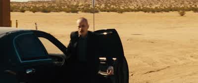 Put your hands up. - Seven Psychopaths
