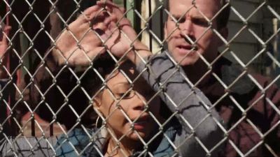 Put your hands up. - NCIS: New Orleans