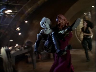 Put me in there! - Farscape