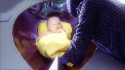 Put him inside, Lara. - Smallville