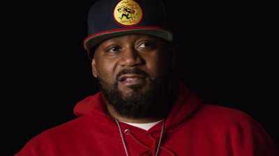 Put your love
in your back pocket, man, - Wu-Tang Clan: Of Mics and Men