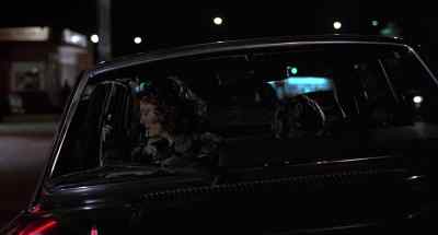 Put your seat belt on. - White Palace