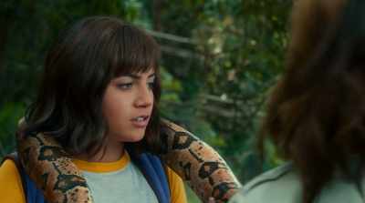 - Put the boa down.
- Honey, there's something else we gotta discuss. - Dora and the Lost City of Gold
