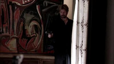 Put the gun down, Raymond. Put it down! - A Family Man