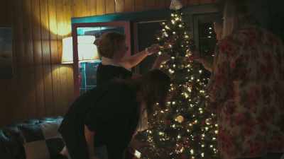 Put the socks in
the tree this year - City of Trees
