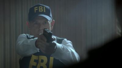 Put the weapon down, Turro. - NCIS