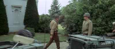 - Put the windshield down on that Jeep.
- Yes, sir. - The Eagle Has Landed