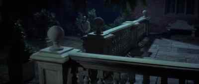 - Put two men on the perimeter!
- Right, sir. - The Eagle Has Landed