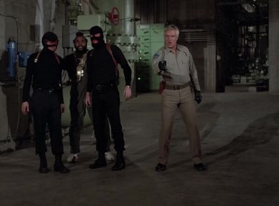 Put your weapons down. - The A-Team