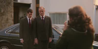 Put your arm round him, love. - Sex Education