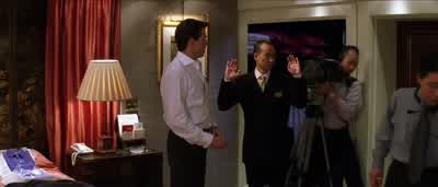 Put your hands down. - Die Another Day