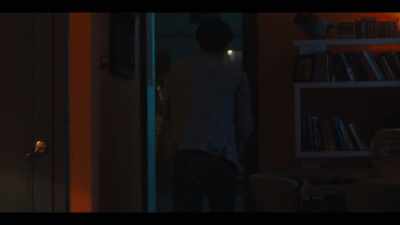 (puts down gun) - Jett