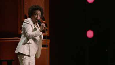 Qu’est-ce qui se passe ? Ça va ? Ça va ?" - Wanda Sykes: Not Normal