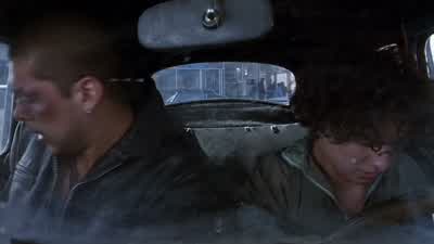- ¿Qué carajo haces? - Amores Perros