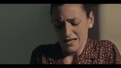 ¿Qué haces, Lucinda? - Dark Desire