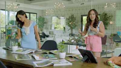 Que tal utilizar
elementos futuristas - Let Love Grow