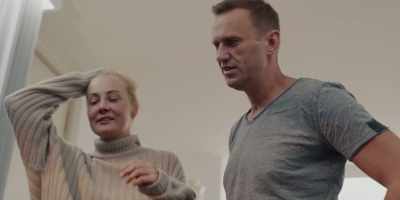 -Queen's Gambit.
-..."Queen's Gambit," - Navalny