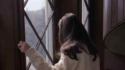 Quentin:
Carlotta, have you seen myjacket? - Night of Dark Shadows