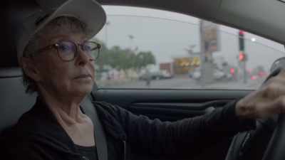 Quer dizer, pense numa garota
porto-riquenha - Rita Moreno: Just a Girl Who Decided to Go for It