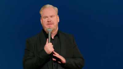 "Quero curtir com o cómico da diarreia." - Jim Gaffigan: Dark Pale