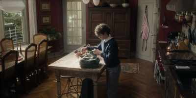 Quick. Put everything away,
would you? Let's go. - The Undoing