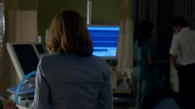 (Quiet chatter) - The X-Files