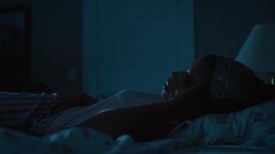 (quiet knock on door) - This Is Us