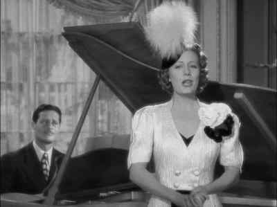 - Quinn!
- Dad! - The Awful Truth