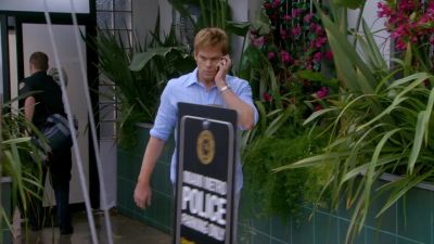 Quinn's doing this on his own. - Dexter