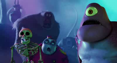 "جوني" ليس بشرياً. - Hotel Transylvania