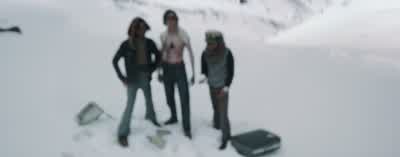 - "¿Qué les pasó?". - Society of the Snow
