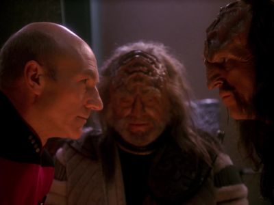 Qu'vath guy'cha b'aka. - Star Trek: The Next Generation