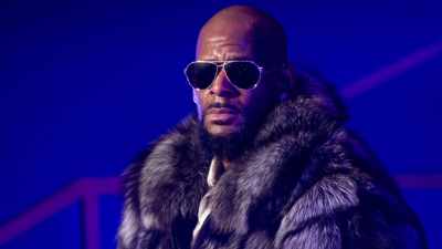R. Kelly blueprint is the same
as a pimp. - Surviving R. Kelly
