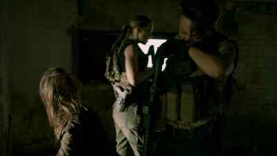 Rachel Sheridan's dead.
They've done a number on her. - Strike Back