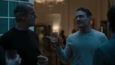 Rachel's school-mom
friends whose husbands - Fleishman Is in Trouble