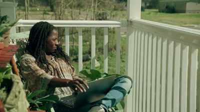 ( radio fades ) - Queen Sugar