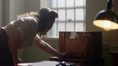 (RADIO RE-TUNING) - The Bletchley Circle: San Francisco