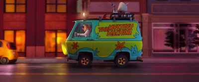 - [radio static buzzes]
- [dispatcher] All units. - Scoob!