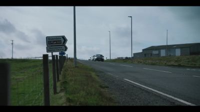 RADIO: The firearms unit now with
DI Perez. - Shetland