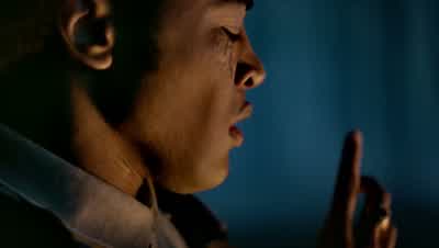 RAFAEL: Hey, look at me. - Legacies