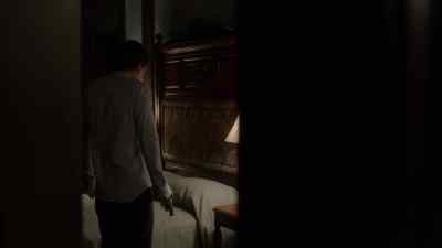 [ragged breathing] - Bates Motel