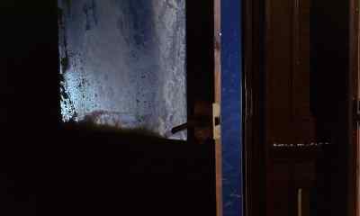 - (Rails screech)
- (Wind blows) - Horror Express