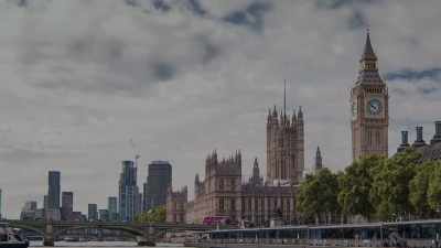 (RAIN PUTTERING) - Eat, Love, London
