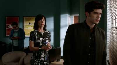 Rain, you're still excited
about Dakota, right? - Famous in Love