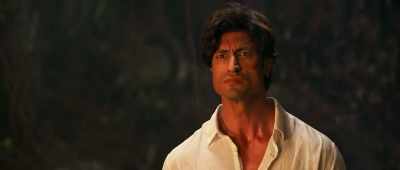 Raj, have you forgotten
how it was to live here? - Junglee