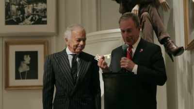 Ralph Lauren will become
the first American designer - Very Ralph