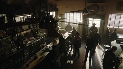 - Ralph Maguire.
- Who wants to know? - FBI: Most Wanted