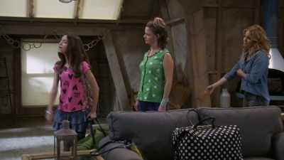 Ramona, do your homework.
Ramona, clean your room. - Fuller House